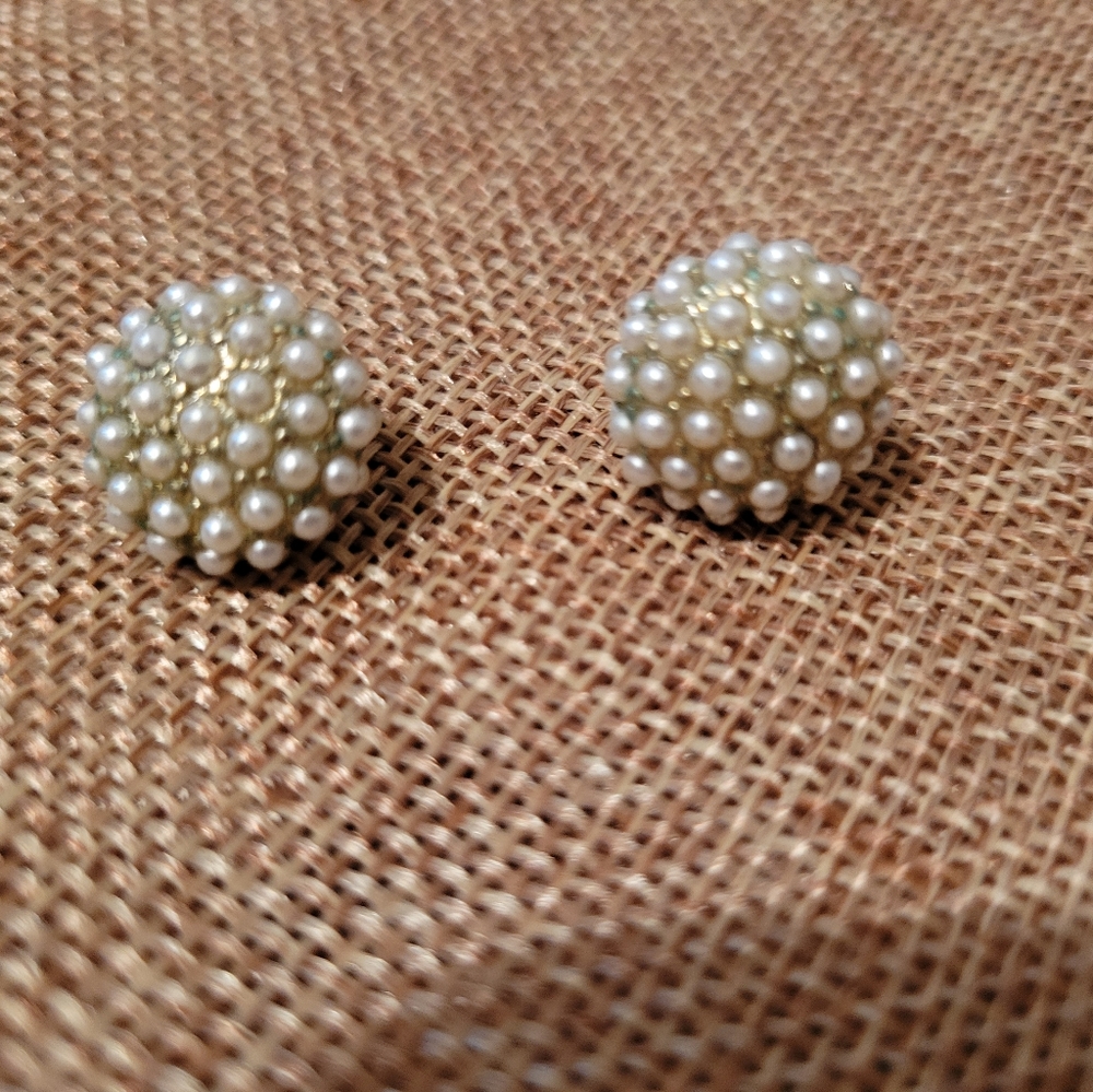 Pearl earrings